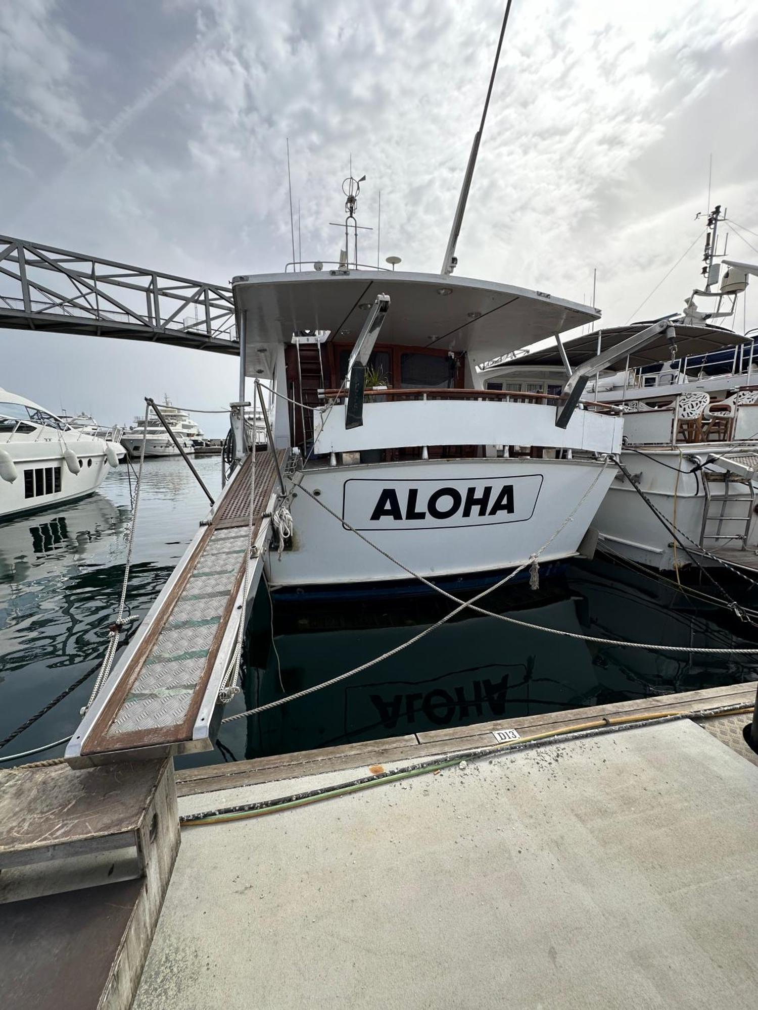 Habitacion Marineria Boat Aloha برشلونة المظهر الخارجي الصورة